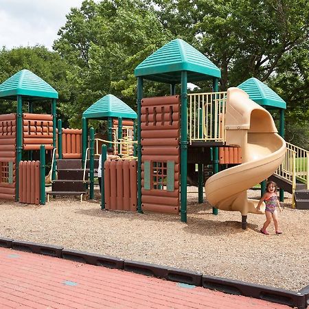 Circle M Camping Resort Screened Park Model 27 Wabank Exterior foto